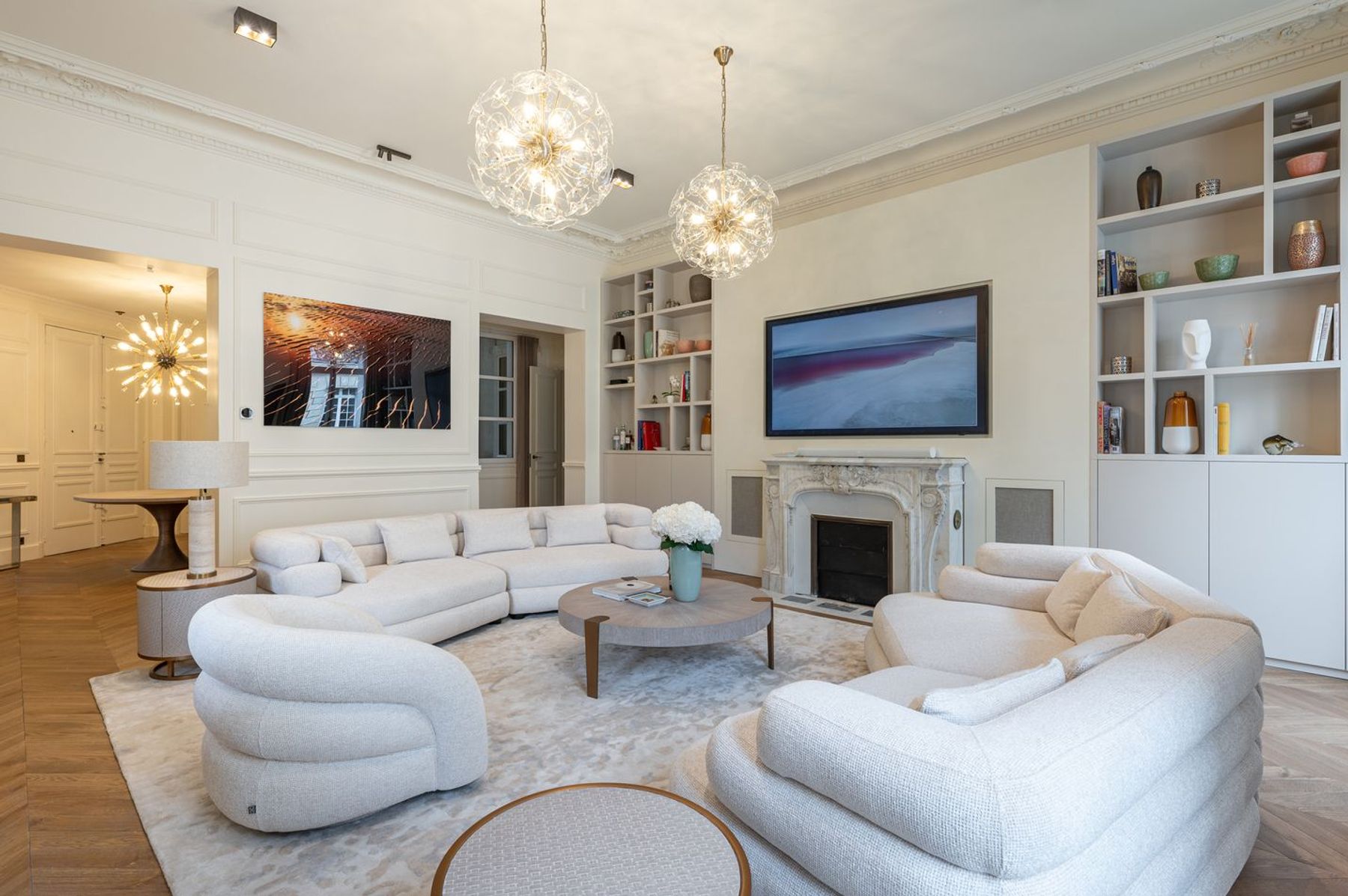 Apartment Montaigne villa photo.